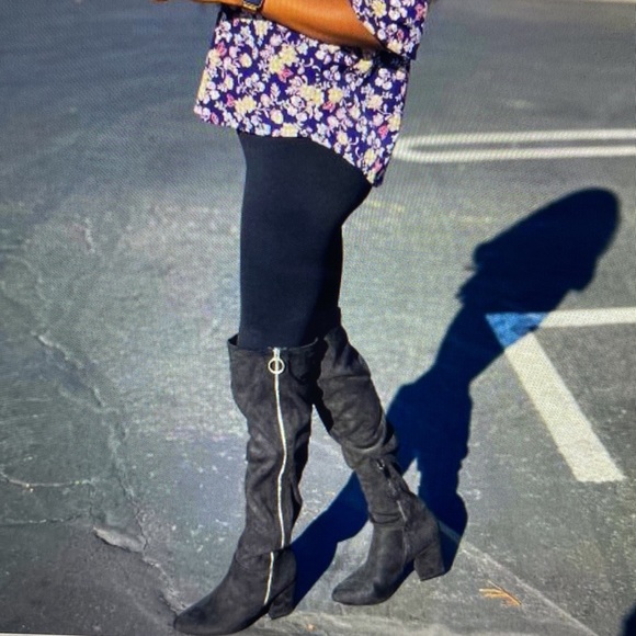 Black Over The Knee Zip Up Boot NWT Size 8.5 - Picture 2 of 4